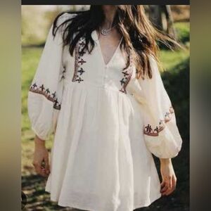 Zara Boho Embroidered White V-Neck Balloon Sleeve Mini Babydoll Dress XS